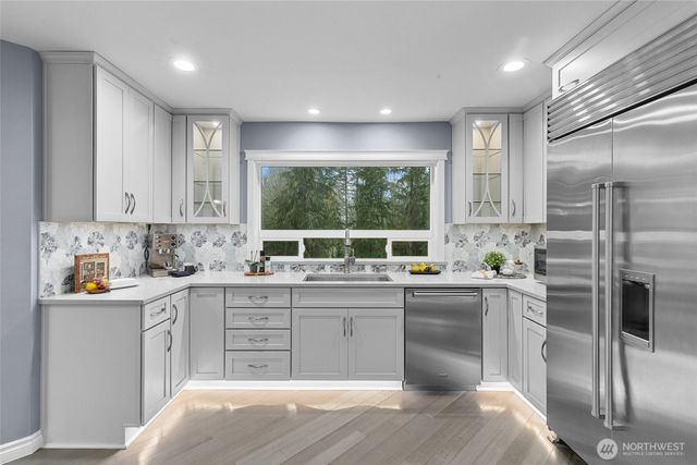 5909 164th Street SW, Lynnwood, WA 98037