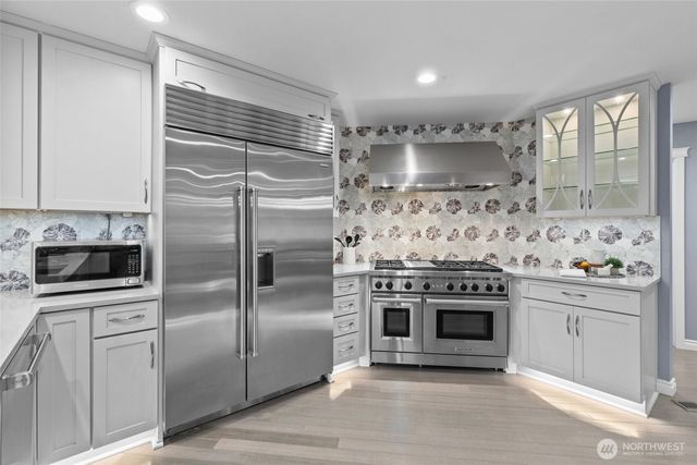 5909 164th Street SW, Lynnwood, WA 98037