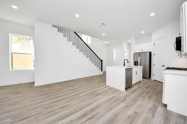 7935 Sunnyhill Street, Houston, TX 77088