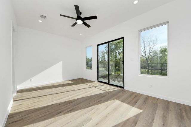 7935 Sunnyhill Street, Houston, TX 77088