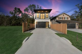 7935 Sunnyhill Street, Houston, TX 77088