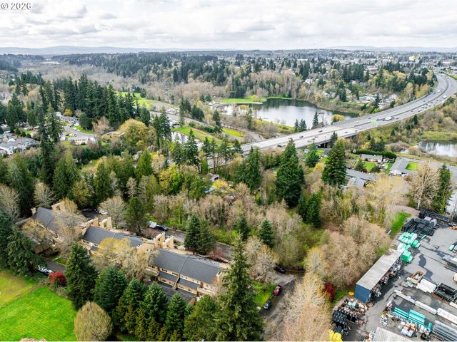 1611 Ne 113TH St 322, Vancouver, WA 98686