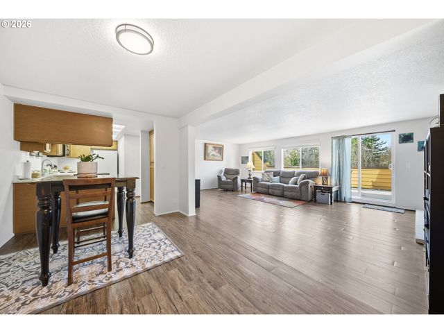 1611 Ne 113TH St 322, Vancouver, WA 98686