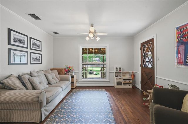 3724 Hilltop Road, Fort Worth, TX 76109