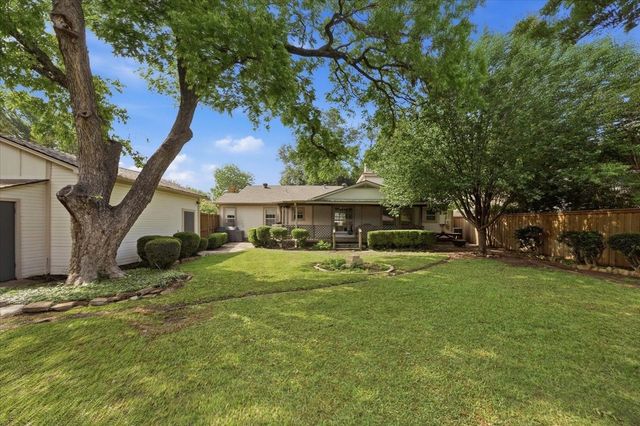 3724 Hilltop Road, Fort Worth, TX 76109