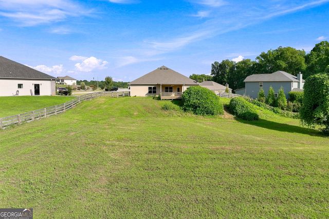 6104 Creekside View Ln, Clermont, GA 30527