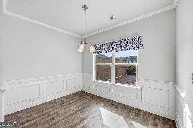 6104 Creekside View Ln, Clermont, GA 30527