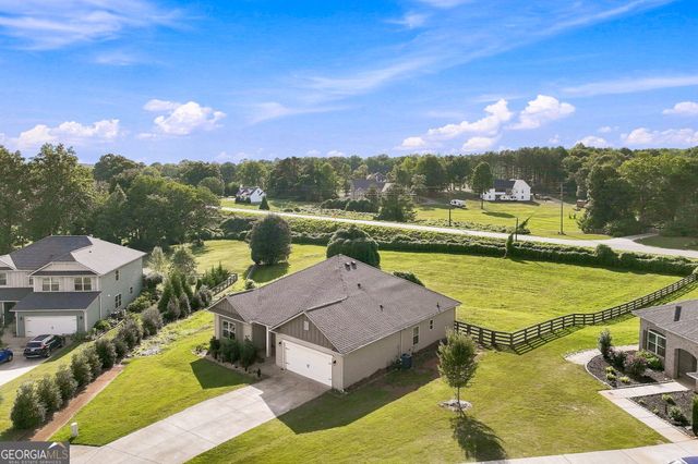 6104 Creekside View Ln, Clermont, GA 30527
