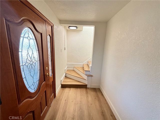 8761 John, Los Angeles, CA 90002