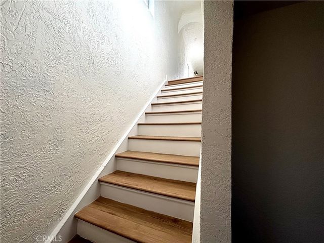 8761 John, Los Angeles, CA 90002