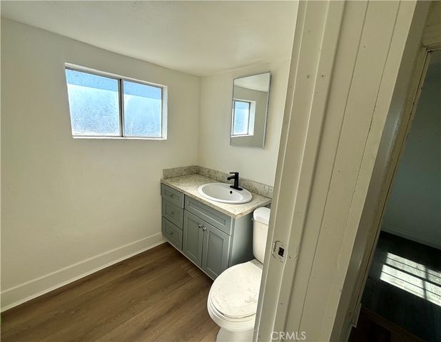 8761 John, Los Angeles, CA 90002
