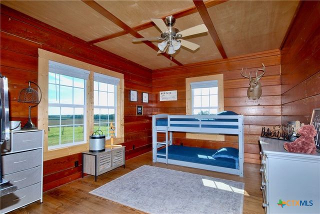 4228 County Road 256, Moulton, TX 77975