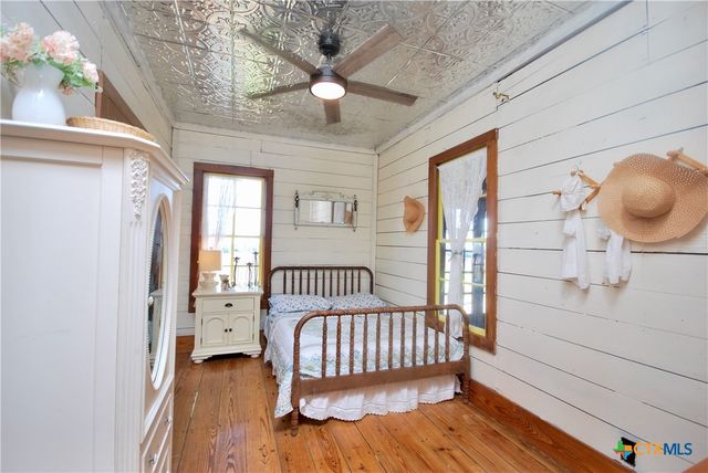 4228 County Road 256, Moulton, TX 77975