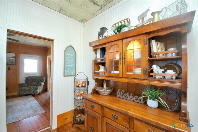 4228 County Road 256, Moulton, TX 77975