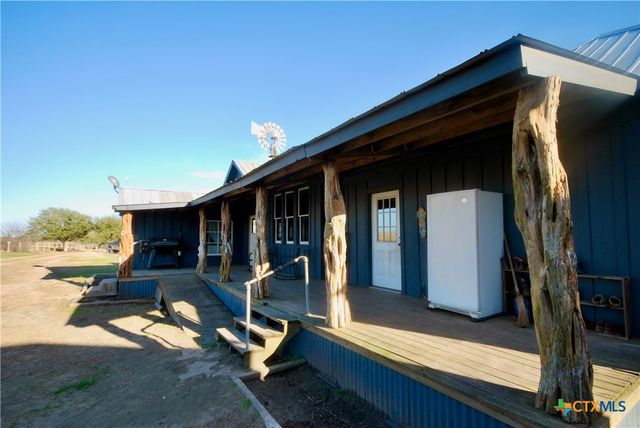 4228 County Road 256, Moulton, TX 77975