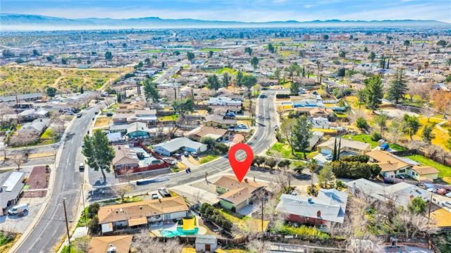 15846 Inyo, Victorville, CA 92395