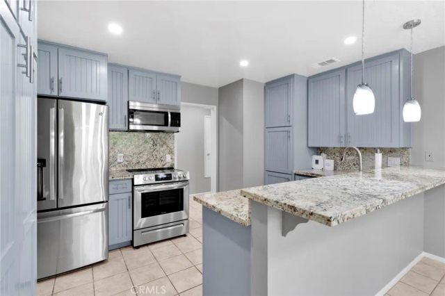 15846 Inyo, Victorville, CA 92395