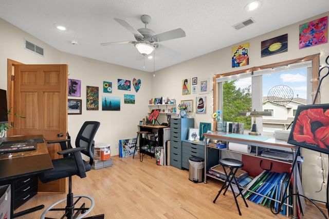 7333 Bolton Way, Inver Grove Heights, MN 55076