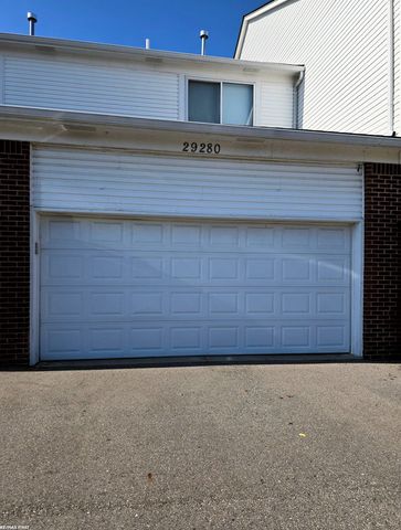 29280 Classic Drive, Chesterfield Twp, MI 48051
