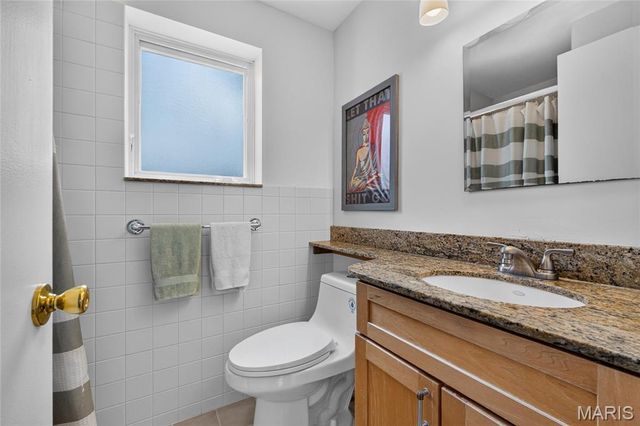 8036 Orlando Drive, St Louis, MO 63105