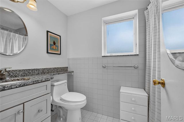 8036 Orlando Drive, St Louis, MO 63105