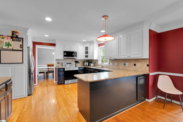 427 Longstreet Drive, Greer, SC 29650