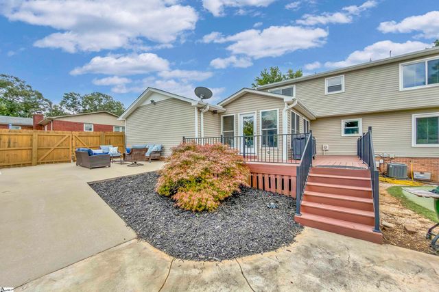 427 Longstreet Drive, Greer, SC 29650