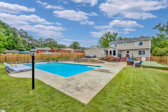 427 Longstreet Drive, Greer, SC 29650