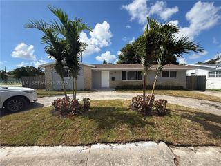 170 NE 174th St, Miami, FL 33162