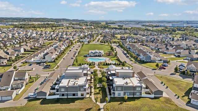 305 Harvest Point Blvd, Spring Hill, TN 37174