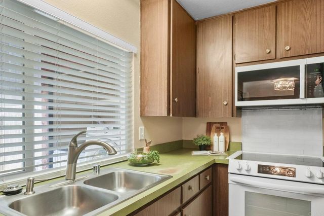 1684 Summertime Drive, El Cajon, CA 92021