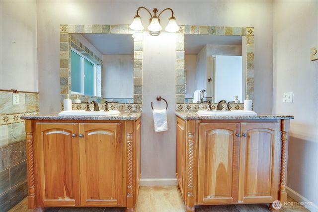 3415 115th Avenue NW, Gig Harbor, WA 98335