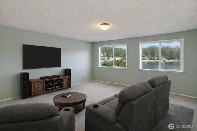 3415 115th Avenue NW, Gig Harbor, WA 98335