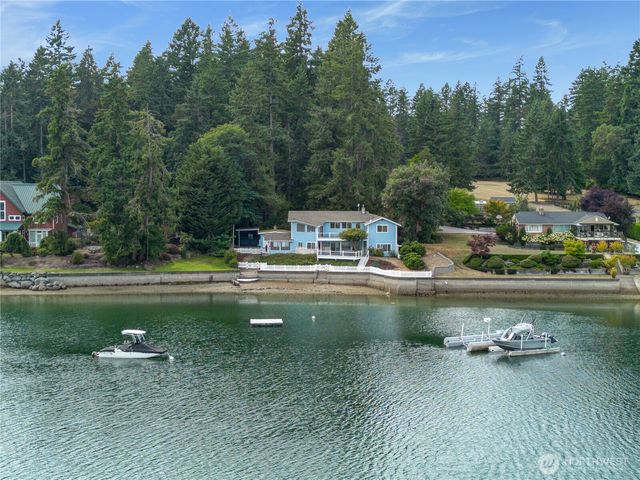 3415 115th Avenue NW, Gig Harbor, WA 98335