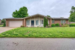 8000 Maple Lane, Newburgh, IN 47630