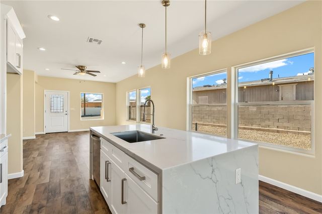 1869 Avalon Drive, Bullhead City, AZ 86442