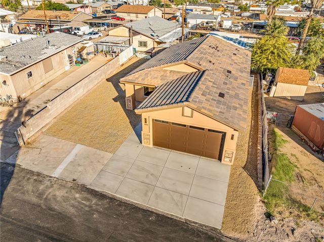 1869 Avalon Drive, Bullhead City, AZ 86442