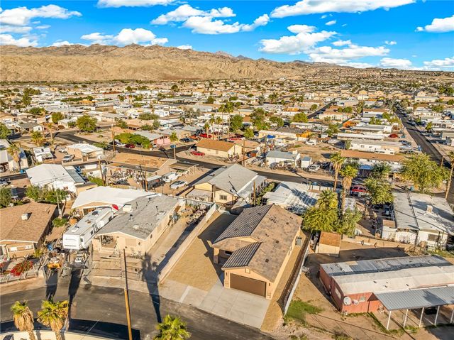 1869 Avalon Drive, Bullhead City, AZ 86442