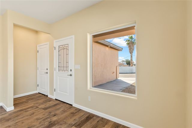 1869 Avalon Drive, Bullhead City, AZ 86442