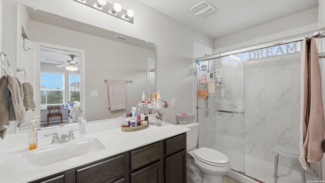 1053 ESPLANADE PKWY, San Marcos, TX 78666
