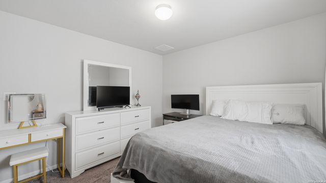 1053 ESPLANADE PKWY, San Marcos, TX 78666