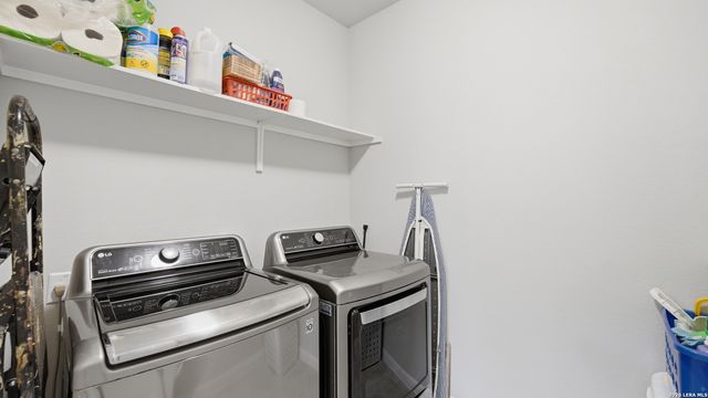 1053 ESPLANADE PKWY, San Marcos, TX 78666