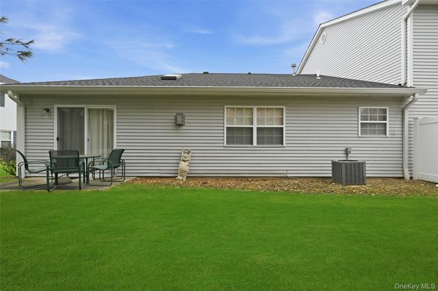 12 Merrimack Road, Hauppauge, NY 11787