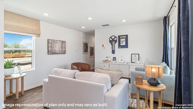 2077 Zephyr Lily, San Antonio, TX 78221