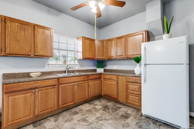 130 E hermitage, San Antonio, TX 78223