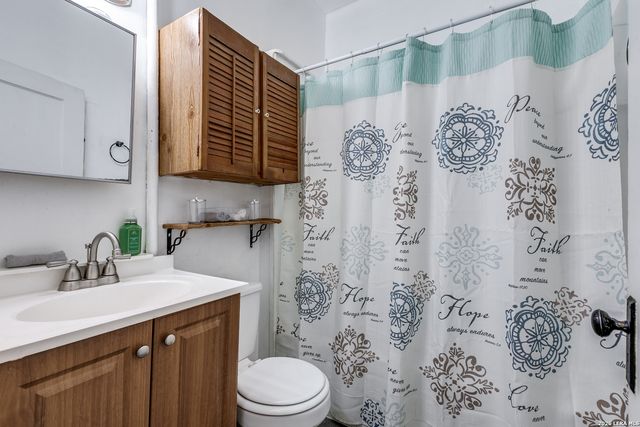 130 E hermitage, San Antonio, TX 78223