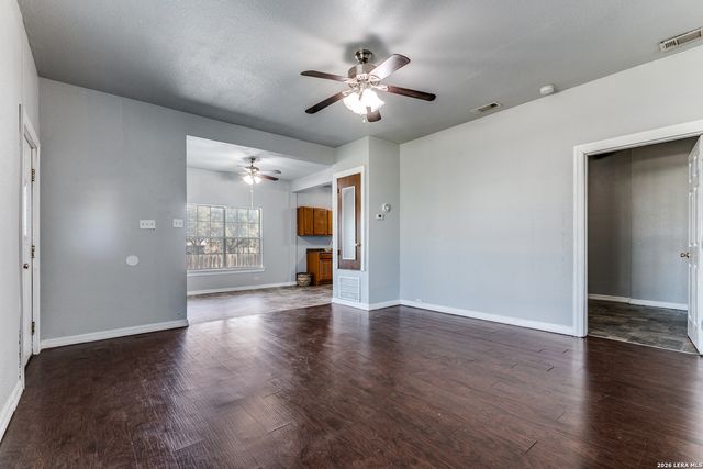 130 E hermitage, San Antonio, TX 78223