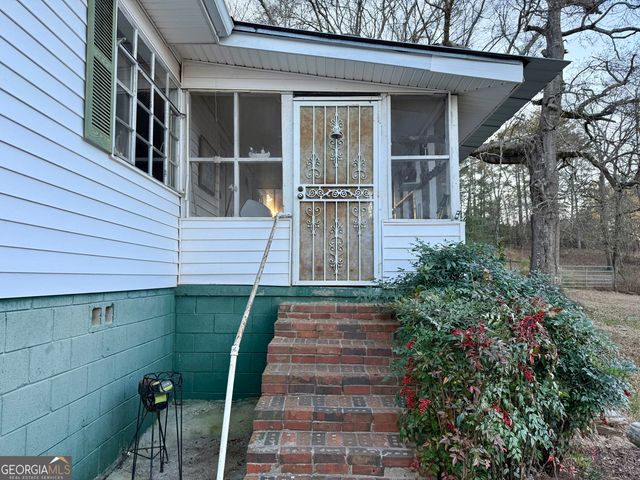 1567 Locust Grove Road, Locust Grove, GA 30248