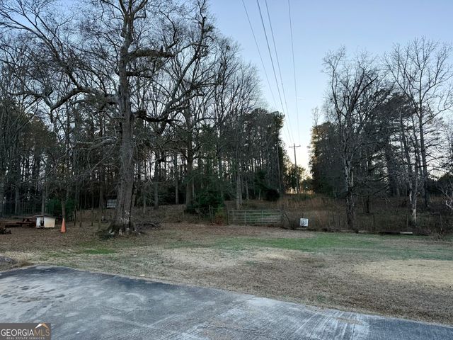 1567 Locust Grove Road, Locust Grove, GA 30248