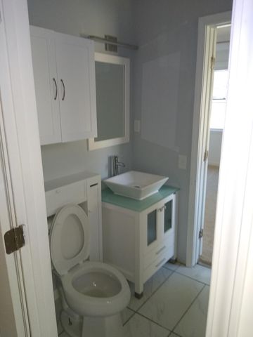 289 McGavock Pike Unit B, Nashville, TN 37214